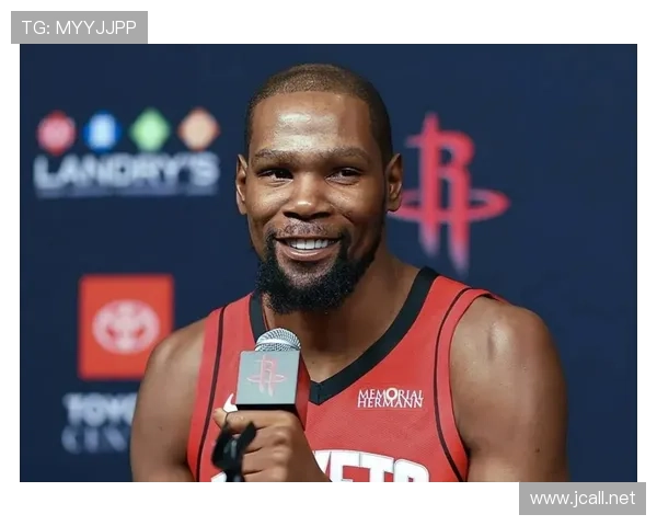 杜兰特出面劝架制止追梦冲突